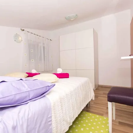 In Okrug Gornji 26579